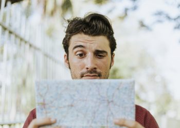 how to buy stocks in canada without a broker