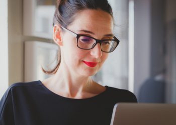 best stock broker online canada