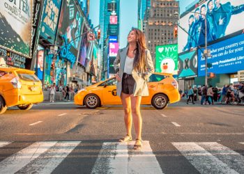 how to buy stocks with dividends