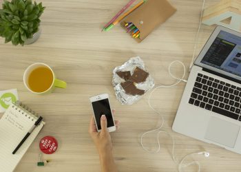 how to pick dividend growth stocks