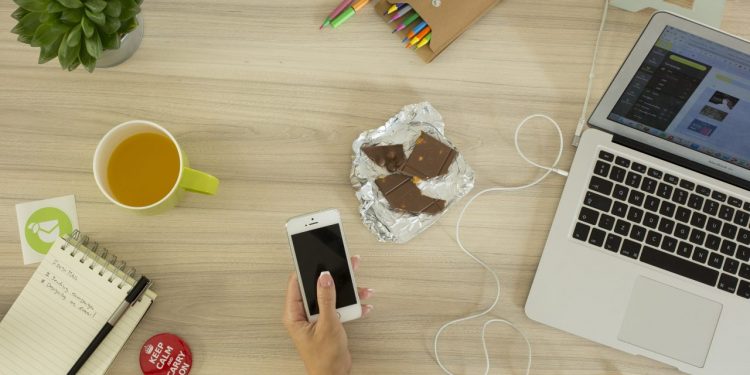 how to pick dividend growth stocks