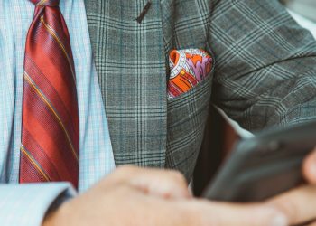 investment brokers canada