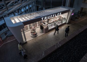 what life insurance pays dividends